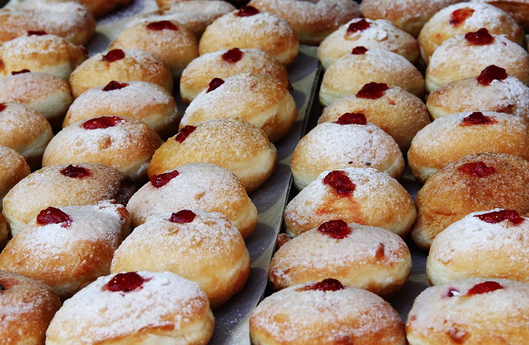 Israel Sufganiya.jpg